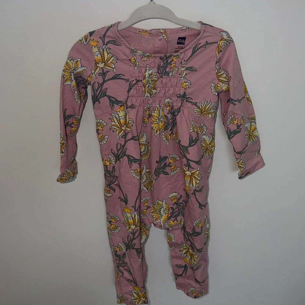 Tea Collection Pink Floral Footless Romper One Piece 9–12M